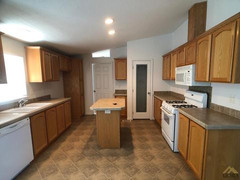 701 Crystal St, Taft, CA 93268 photo 6