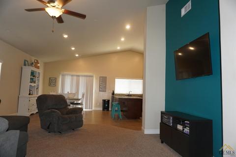 9517 Woodbrook Dr, Shafter, CA 93263 photo 9