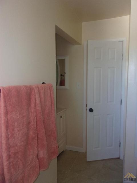 305 E Woodrow St, Taft, CA 93268 photo 25