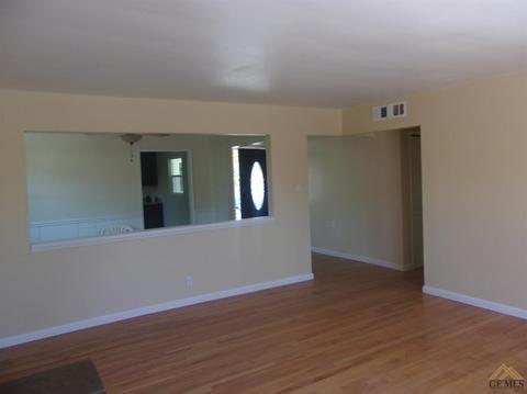 305 E Woodrow St, Taft, CA 93268 photo 13
