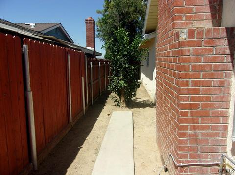 305 E Woodrow St, Taft, CA 93268 photo 33