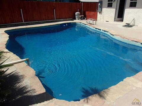 305 E Woodrow St, Taft, CA 93268 photo 37