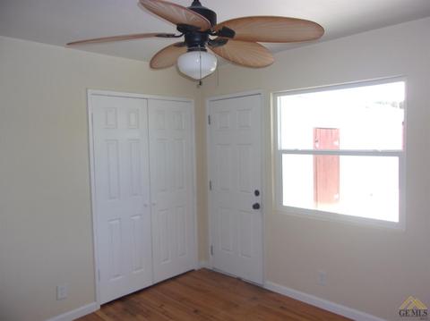 305 E Woodrow St, Taft, CA 93268 photo 28