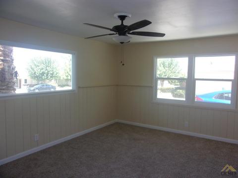 305 E Woodrow St, Taft, CA 93268 photo 22