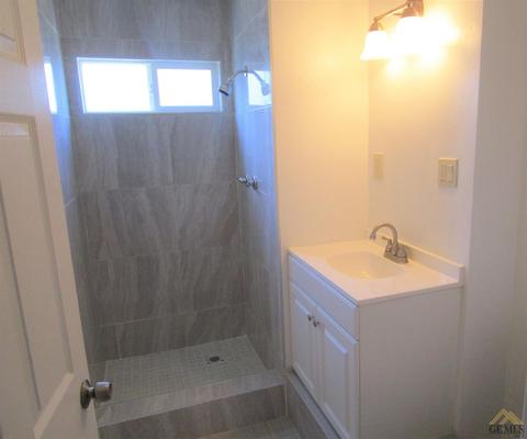 2813 Echo Ave, Bakersfield, CA 93304 photo 7