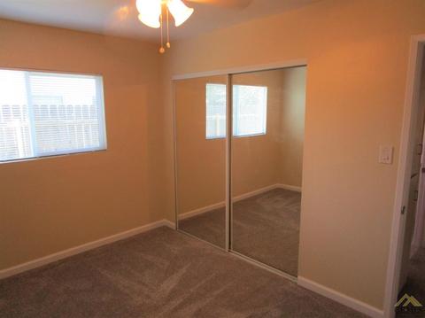2813 Echo Ave, Bakersfield, CA 93304 photo 8