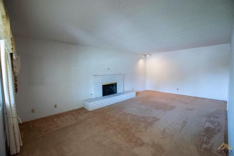 906 3rd St, Taft, CA 93268 photo 6
