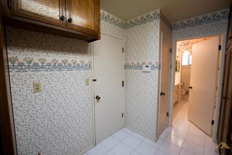 906 3rd St, Taft, CA 93268 photo 9