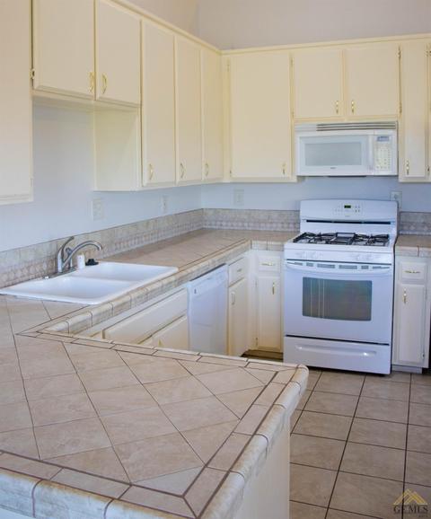 20212 Weston Ave, Tehachapi, CA 93561 photo 5