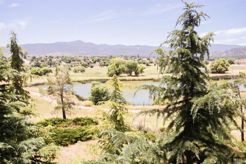 20212 Weston Ave, Tehachapi, CA 93561 photo 3
