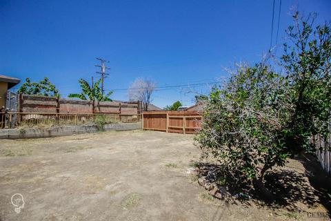 208 D St, Taft, CA 93268 photo 11