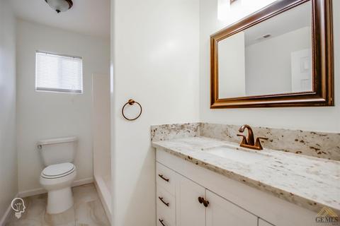 208 D St, Taft, CA 93268 photo 9