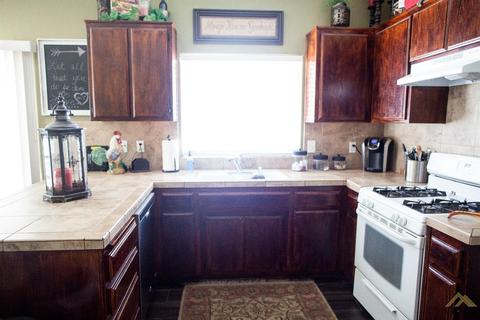 2103 Basilone Way, Bakersfield, CA 93301 photo 10