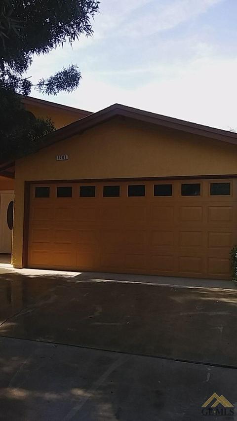 1207 Staples Dr, Arvin, CA 93203 photo 1