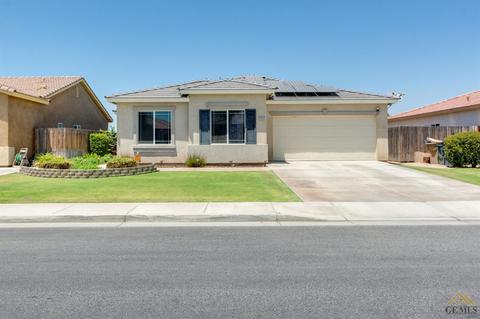 2406 Trapper St, Bakersfield, CA 93313 photo 1