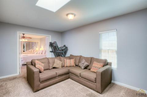 3905 Newcombe Ave, Bakersfield, CA 93313 photo 24