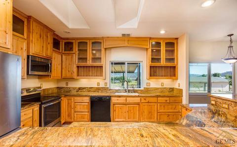 27700 Kelso Dr, Tehachapi, CA 93561 photo 9