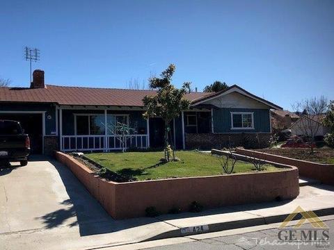 424 Brentwood Dr, Tehachapi, CA 93561 photo 2