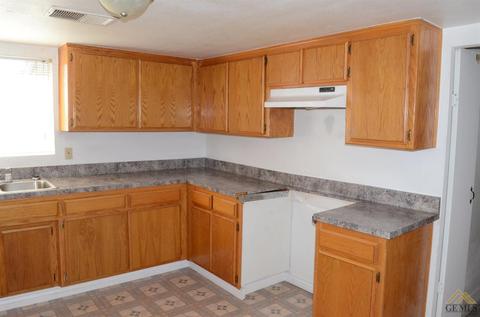 400 E St, Wasco, CA 93280 photo 12