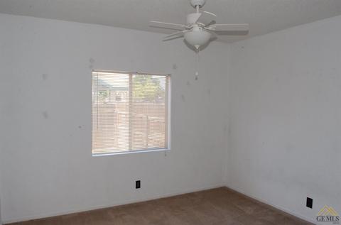 400 E St, Wasco, CA 93280 photo 14