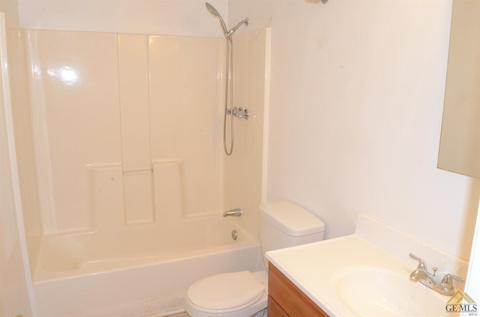 400 E St, Wasco, CA 93280 photo 25