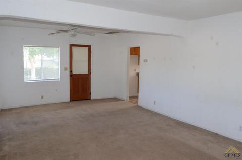 400 E St, Wasco, CA 93280 photo 9