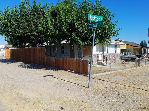 301 Jackson St, Taft, CA 93268 photo 2