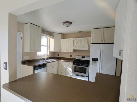 363 Oak St, Shafter, CA 93263 photo 9