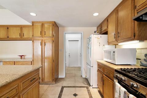 1198 Hickory Ave, Tehachapi, CA 93561 photo 8