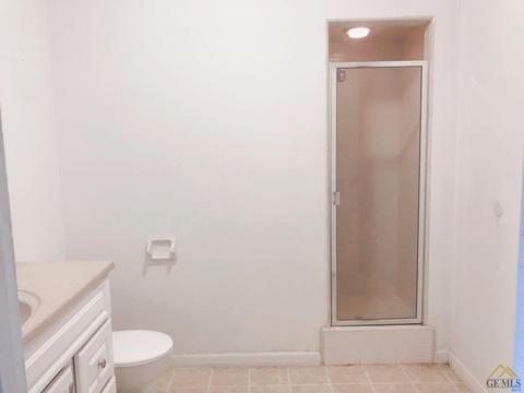 800 Meyer St, Arvin, CA 93203 photo 12