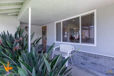 3000 Crest Dr, Bakersfield, CA 93306 photo 4