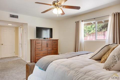 3000 Crest Dr, Bakersfield, CA 93306 photo 26