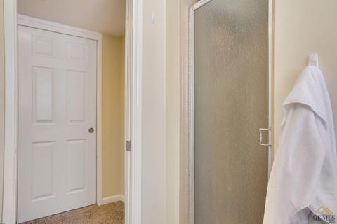 3000 Crest Dr, Bakersfield, CA 93306 photo 28