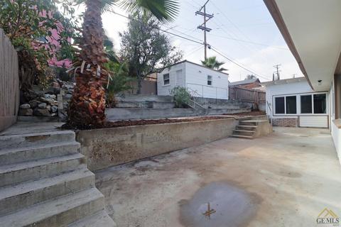 621 E St, Taft, CA 93268 photo 35