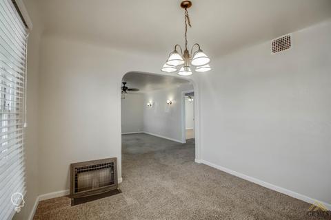 509 Harding Ave, Taft, CA 93268 photo 10
