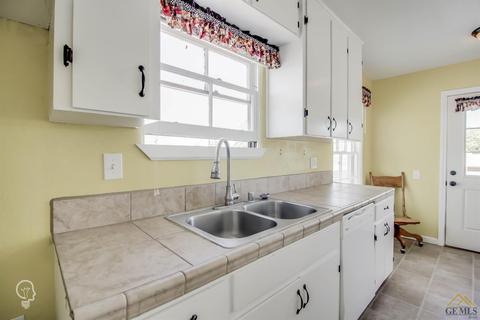 509 Harding Ave, Taft, CA 93268 photo 15