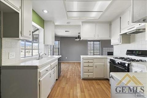 21700 Mid Way, Tehachapi, CA 93561 photo 10