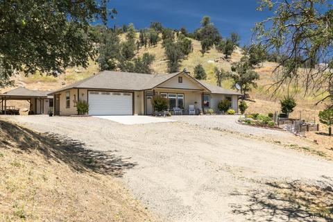 27761 Cummings Valley Rd, Tehachapi, CA 93561 photo 2