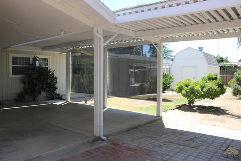 825 Griffith Ave, Wasco, CA 93280 photo 9