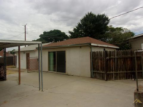 704 Taylor St, Taft, CA 93268 photo 7