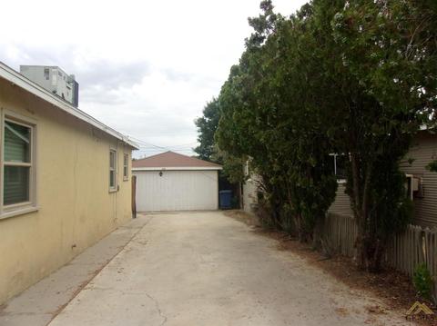 704 Taylor St, Taft, CA 93268 photo 5