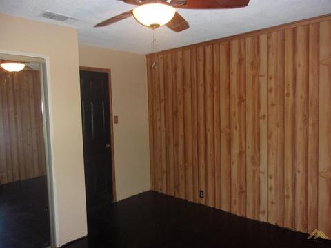 704 Taylor St, Taft, CA 93268 photo 20