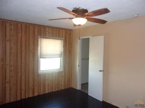 704 Taylor St, Taft, CA 93268 photo 21