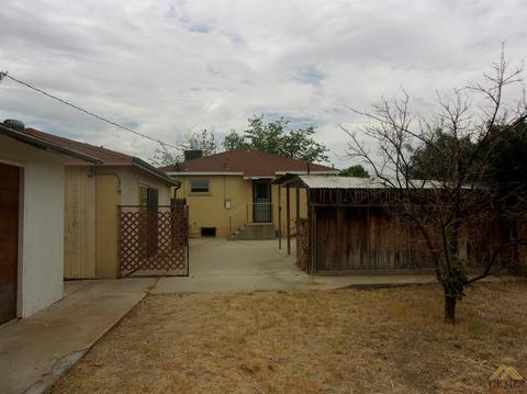 704 Taylor St, Taft, CA 93268 photo 6