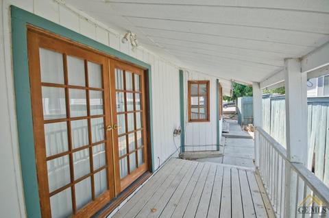 522 E St, Taft, CA 93268 photo 22