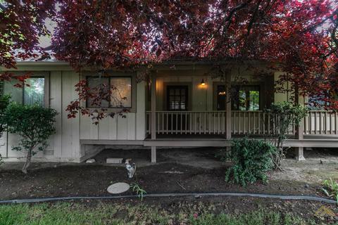 26800 Columbia Way, Tehachapi, CA 93561 photo 2