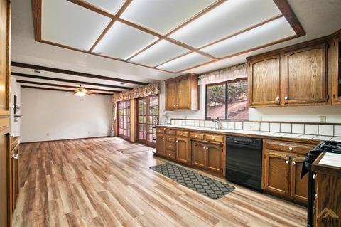 26800 Columbia Way, Tehachapi, CA 93561 photo 9