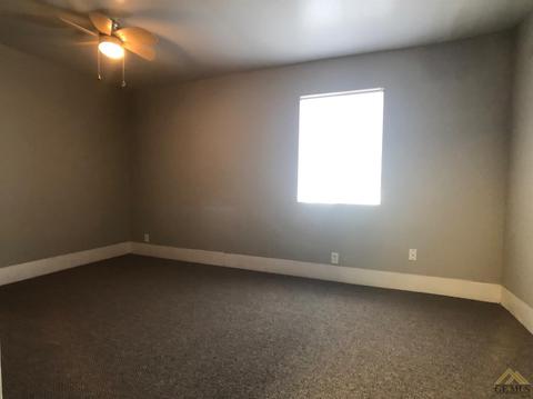 617 B St, Taft, CA 93268 photo 14