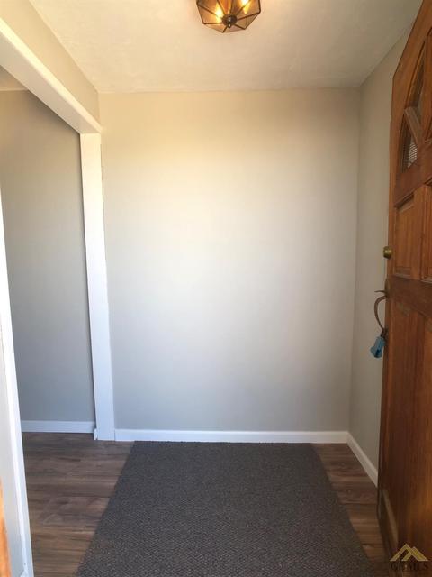 617 B St, Taft, CA 93268 photo 2