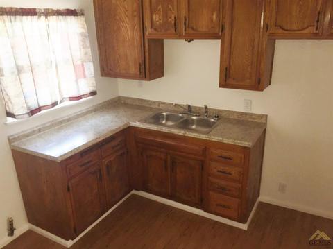 332 Easter St, Bakersfield, CA 93307 photo 5